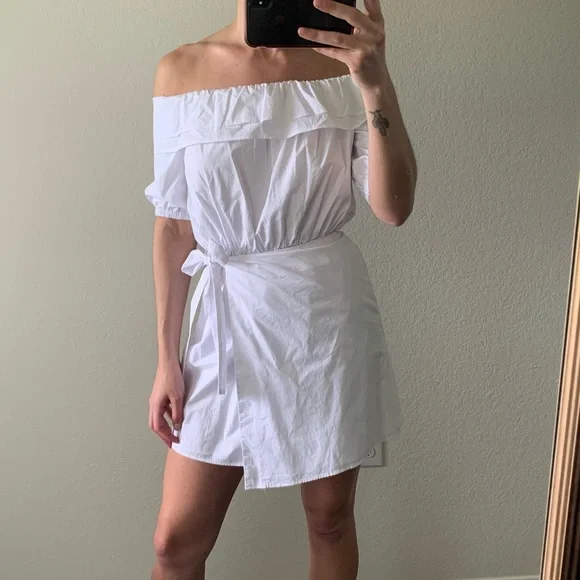 SALE! ⭐️ Lovers and friends white Cotton mini dress ruffled - Picture 8 of 10